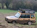 Front and side of Camel Trophy Discovery