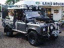 Lara Croft Tomb Raider Land Rover